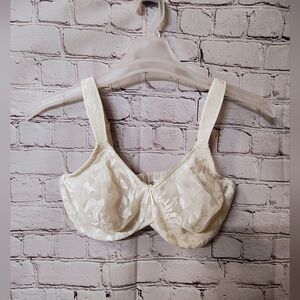 Wacoal Awareness Underwire floral embroidered Bra 38DD